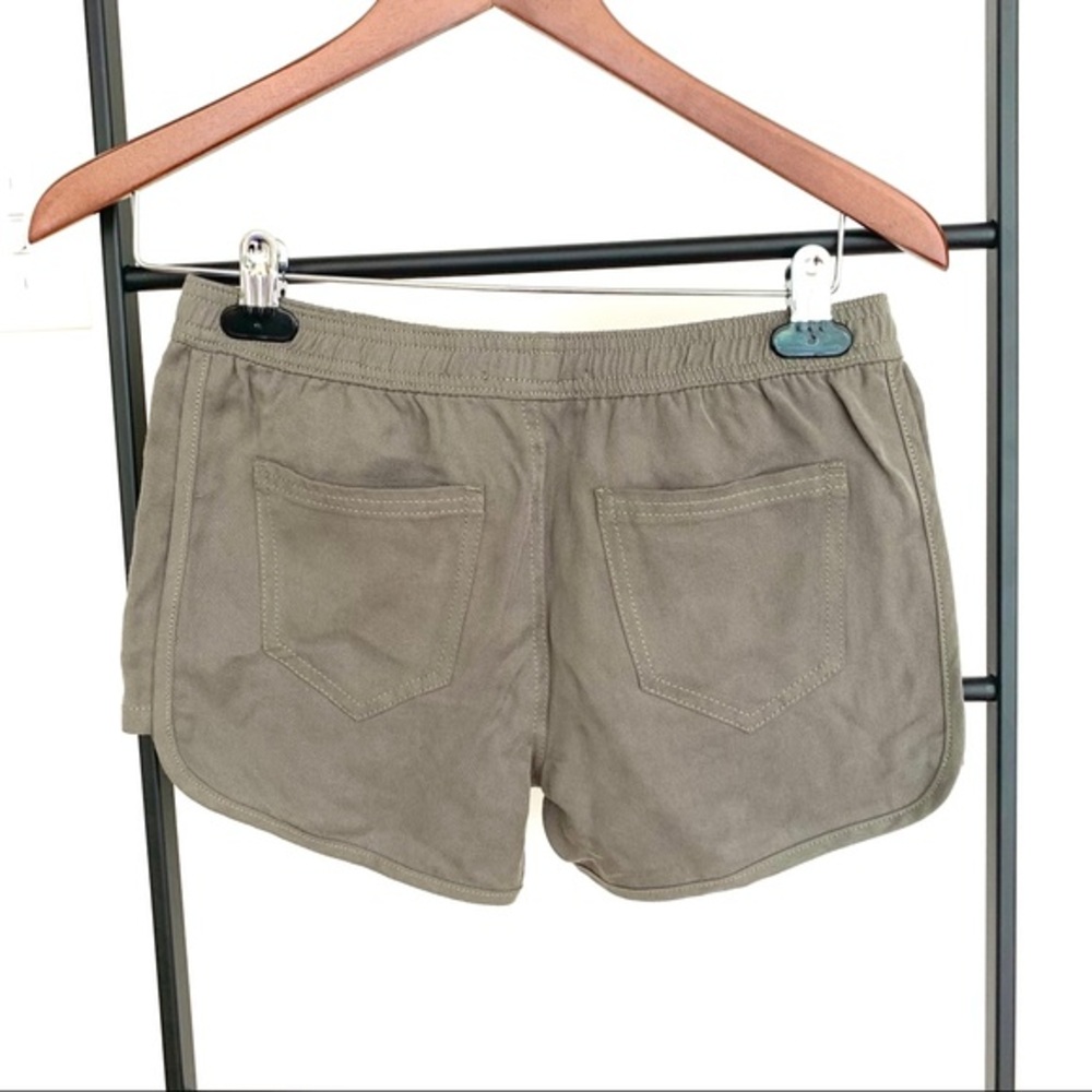 NWOT Drawstring Shorts - Picture 3 of 6